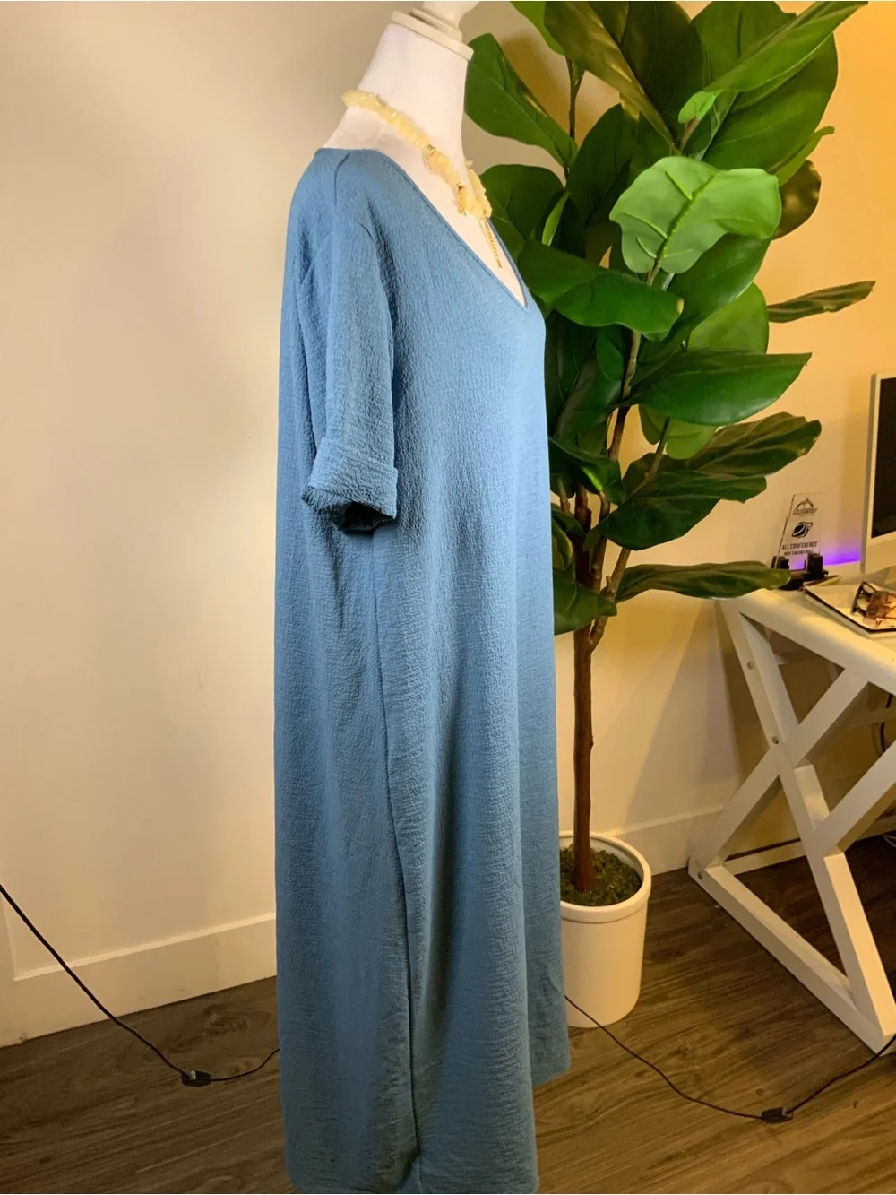 Light Blue V-Neck Midi Dress - Classic Casual